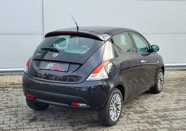 Lancia Ypsilon cena 21700 przebieg: 113000, rok produkcji 2012 z Milicz małe 742